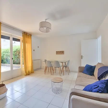 Apartmán Near Cap D'antibes & Beach Two-bedroom Antibes